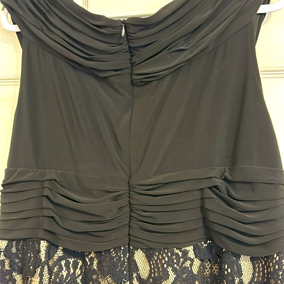 EUC David’s Bridal Dress Size 20 - Picture 5 of 6